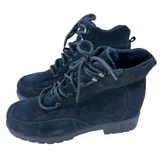 La Canadienne NWT Lucky Suede Leather Black Boot Lace Up Size 6.5 Lug Sole - Picture 3 of 6
